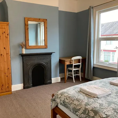 Cosy Victorian Home Near City Centre & Lfc Liverpool Exterior photo
